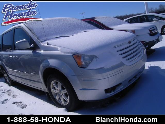 Chrysler Town and Country 3.5 MiniVan