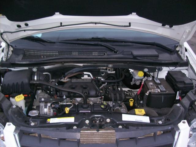 Chrysler Town and Country 2008 photo 3