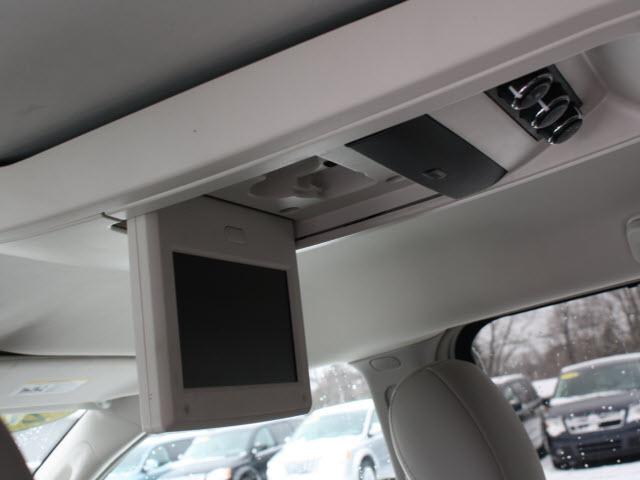 Chrysler Town and Country 2008 photo 5