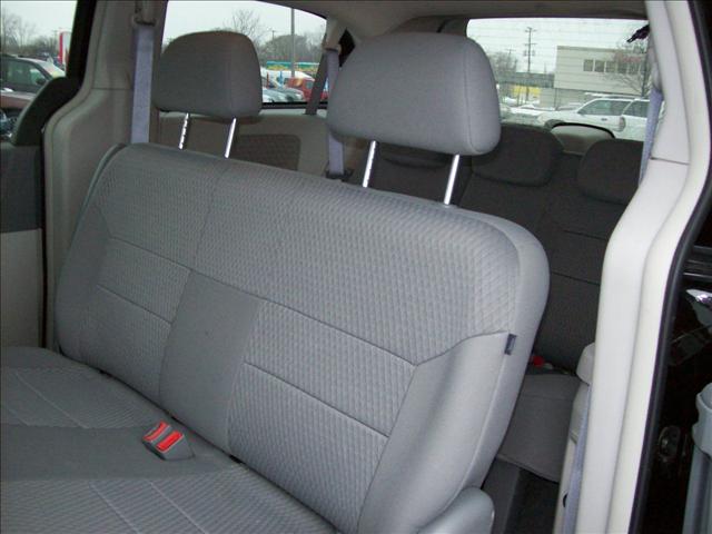 Chrysler Town and Country 2008 photo 4