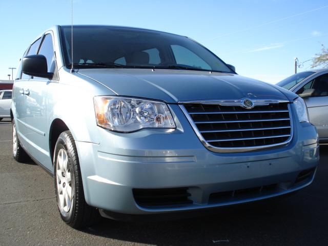Chrysler Town and Country 2009 photo 5