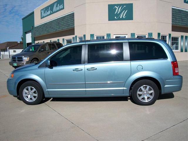 Chrysler Town and Country XL XLT Splash MiniVan
