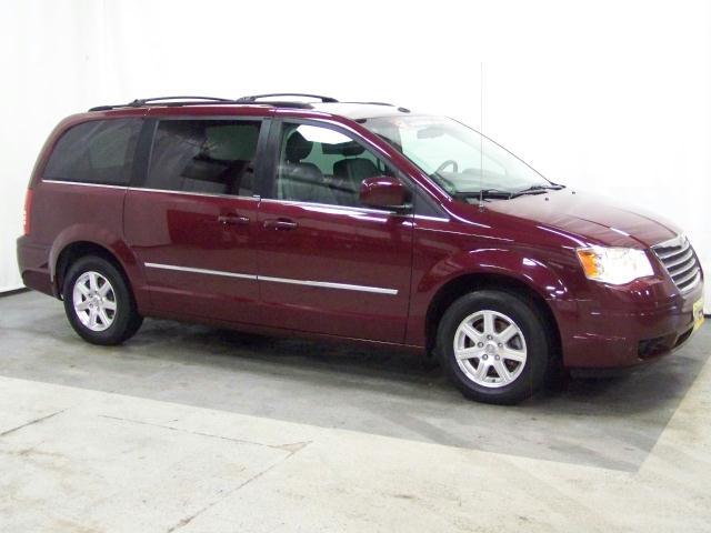 Chrysler Town and Country 3.5 MiniVan