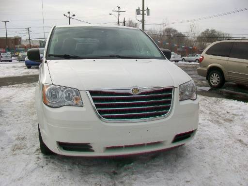 Chrysler Town and Country 2009 photo 1