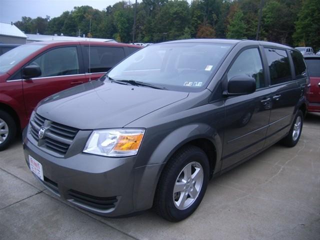 Chrysler Town and Country 2009 photo 1