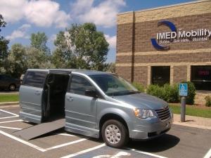 Chrysler Town and Country 2009 photo 1