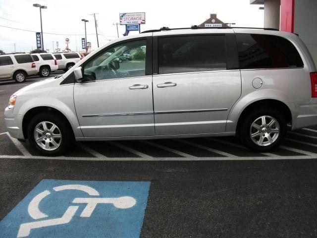 Chrysler Town and Country LX Minivan 4D MiniVan