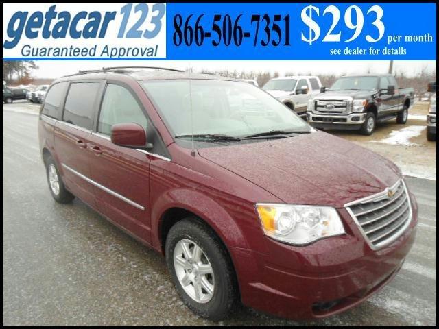 Chrysler Town and Country 3.5 MiniVan