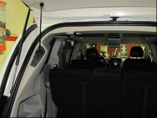 Chrysler Town and Country 2011 photo 5