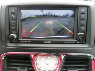 Chrysler Town and Country 2011 photo 1