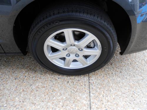 Chrysler Town and Country 2011 photo 4