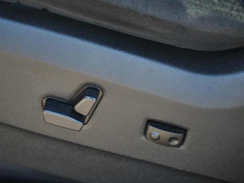 Chrysler Town and Country 2011 photo 4