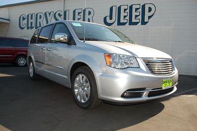 Chrysler Town and Country SLT 25 Other