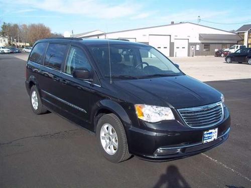 Chrysler Town and Country 2011 photo 5