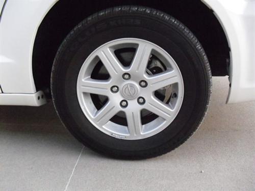Chrysler Town and Country 2011 photo 3