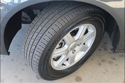 Chrysler Town and Country 2011 photo 4