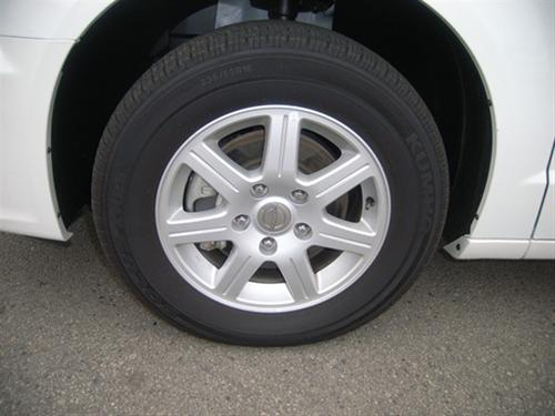 Chrysler Town and Country 2011 photo 5