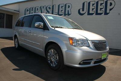 Chrysler Town and Country SLT 25 Other