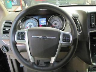 Chrysler Town and Country SLT 25 Other