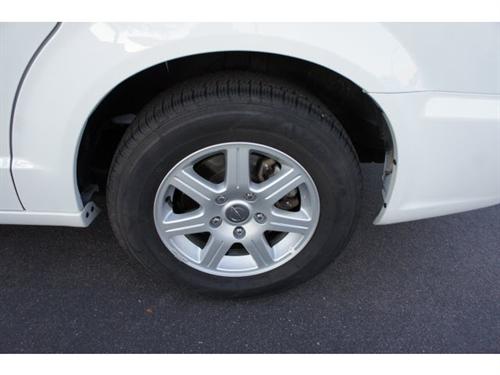 Chrysler Town and Country 2011 photo 2