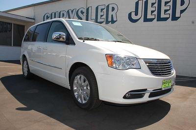 Chrysler Town and Country Limited NAV 4X4 Other