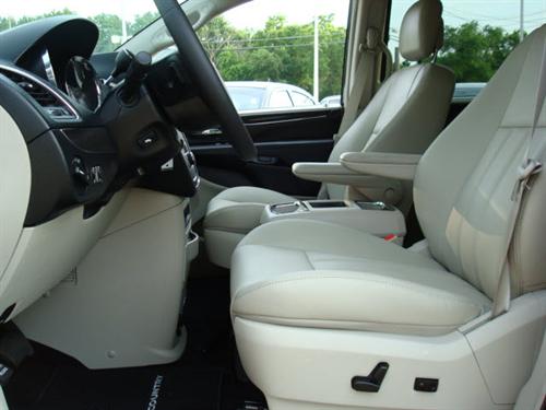 Chrysler Town and Country Limited NAV 4X4 Other