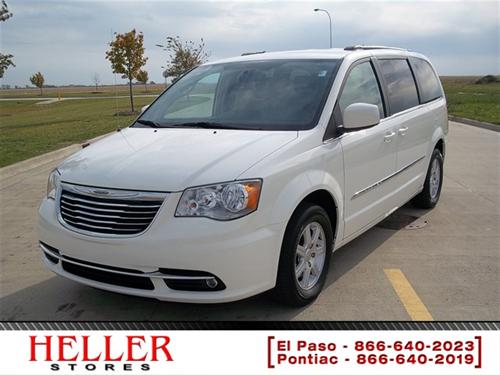 Chrysler Town and Country 2011 photo 1