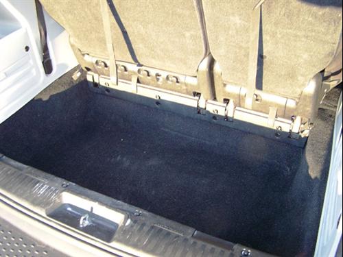 Chrysler Town and Country 2011 photo 3