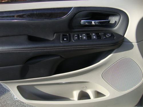 Chrysler Town and Country Limited NAV 4X4 Other
