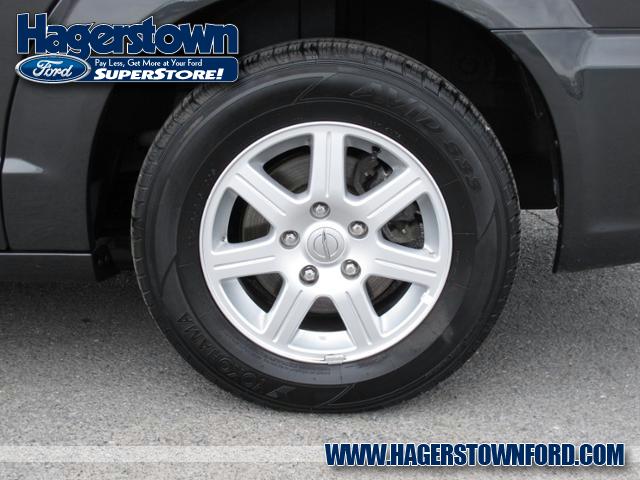 Chrysler Town and Country 2012 photo 5