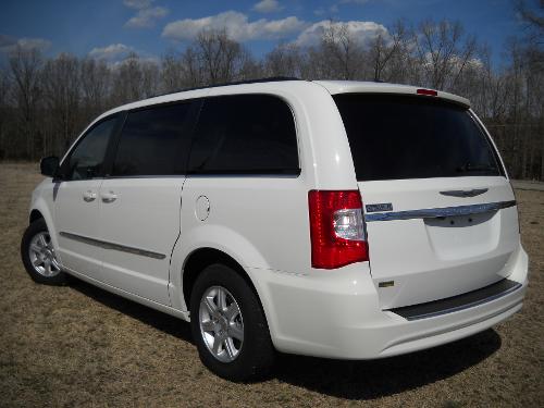 Chrysler Town and Country AUTO LX Unspecified