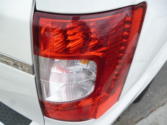 Chrysler Town and Country 2012 photo 1