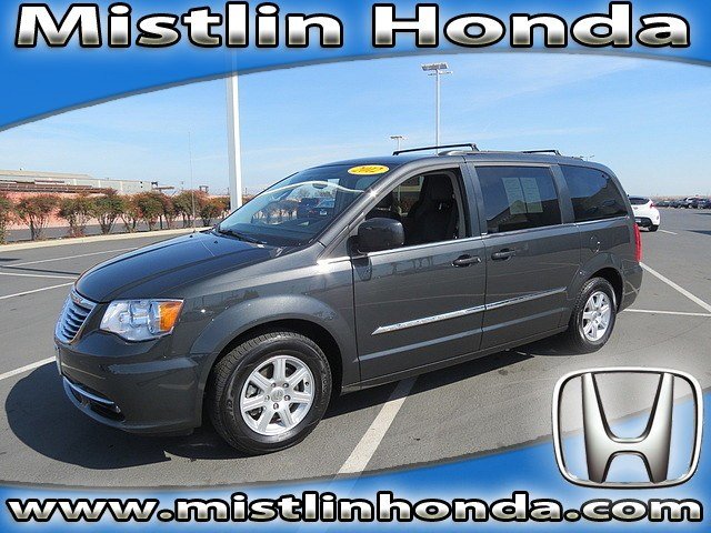 Chrysler Town and Country 2012 photo 5