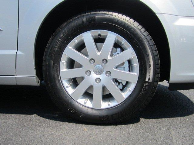 Chrysler Town and Country Limited NAV 4X4 MiniVan