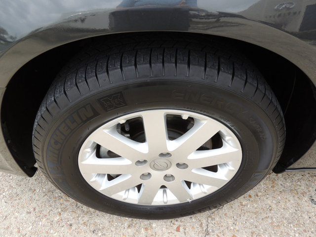 Chrysler Town and Country 2012 photo 3