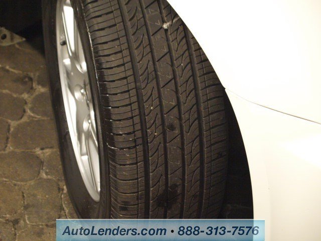 Chrysler Town and Country 2012 photo 5