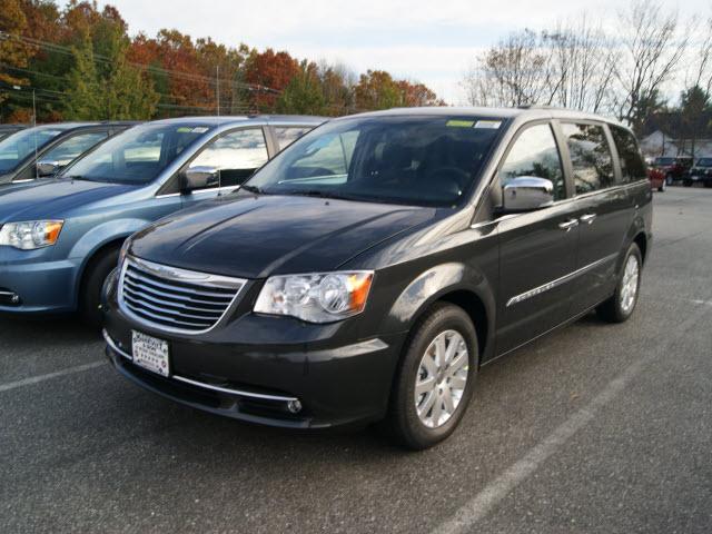 Chrysler Town and Country Limited NAV 4X4 MiniVan