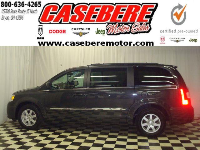 Chrysler Town and Country 3.5 MiniVan