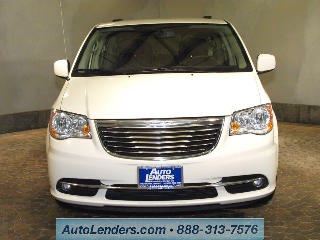 Chrysler Town and Country 2012 photo 5