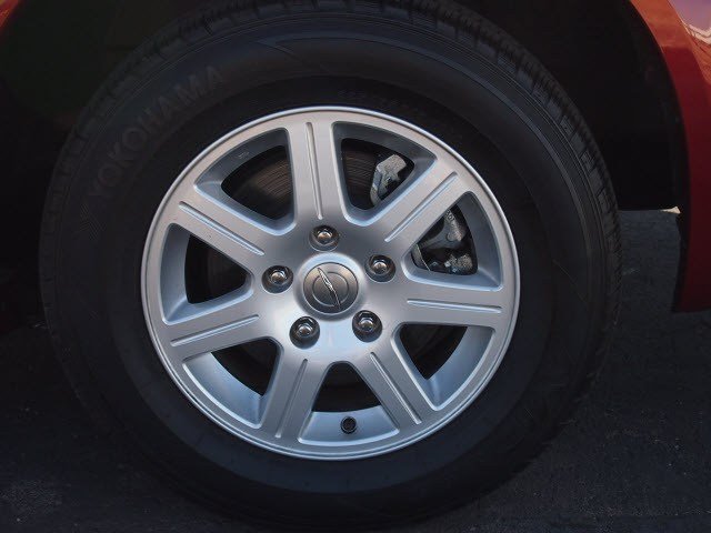 Chrysler Town and Country 2012 photo 4