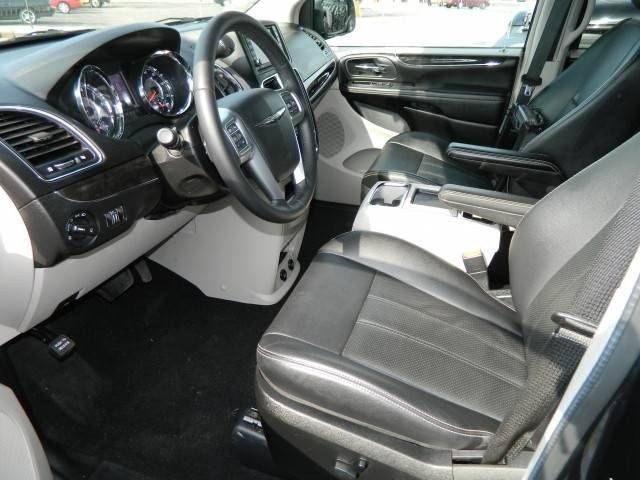 Chrysler Town and Country 3.5 Unspecified