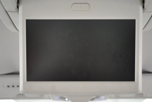 Chrysler Town and Country 2012 photo 5