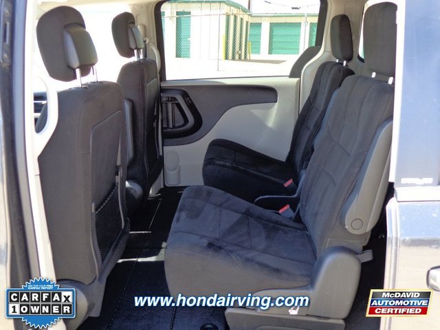 Chrysler Town and Country 2012 photo 4