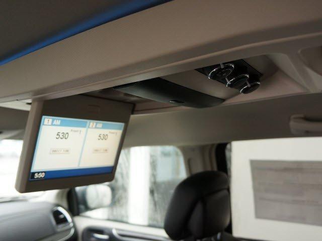 Chrysler Town and Country 2013 photo 5