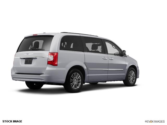 Chrysler Town and Country SC Manual 2WD MiniVan
