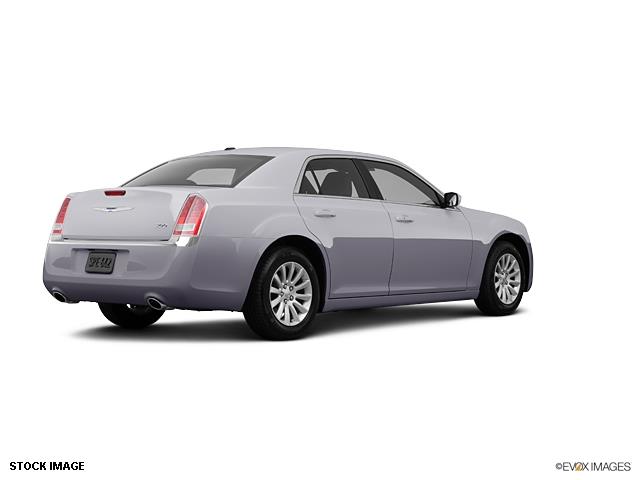Chrysler Unspecified 2013 photo 10
