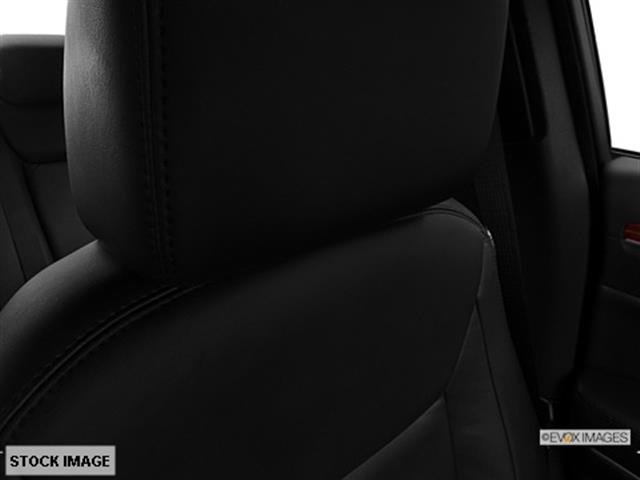 Chrysler Unspecified 2013 photo 8