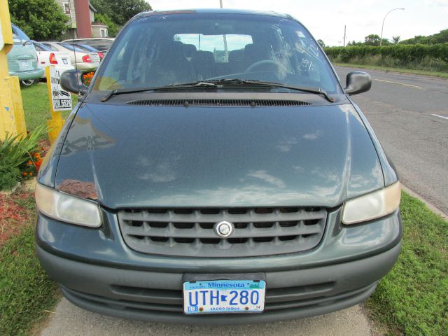 Chrysler Voyager 2000 photo 3