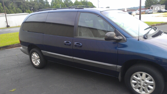 Chrysler Voyager 2000 photo 3