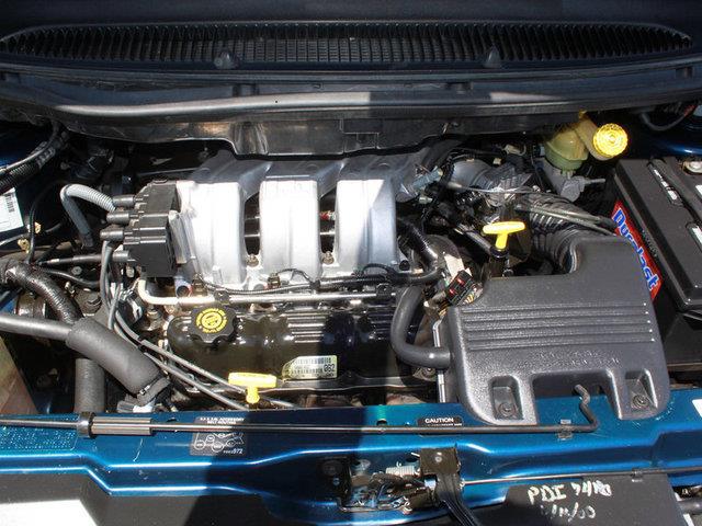 Chrysler Voyager 2000 photo 5